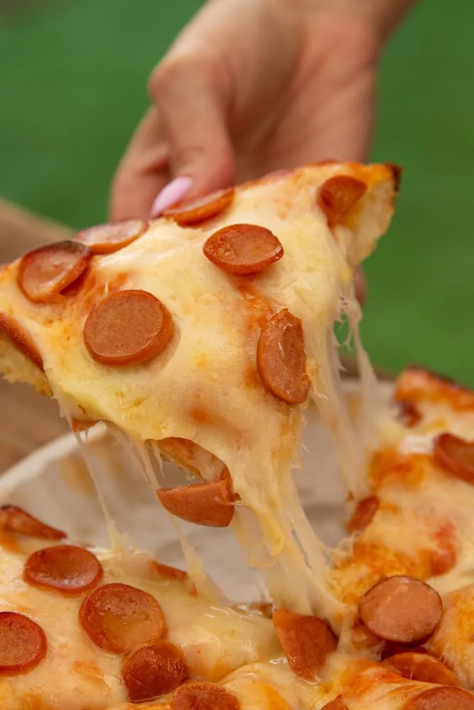 Pizza De Salchicha